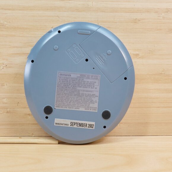 Vintage AIWA XP-V731 Compact Disc Player - Picture 6 of 7